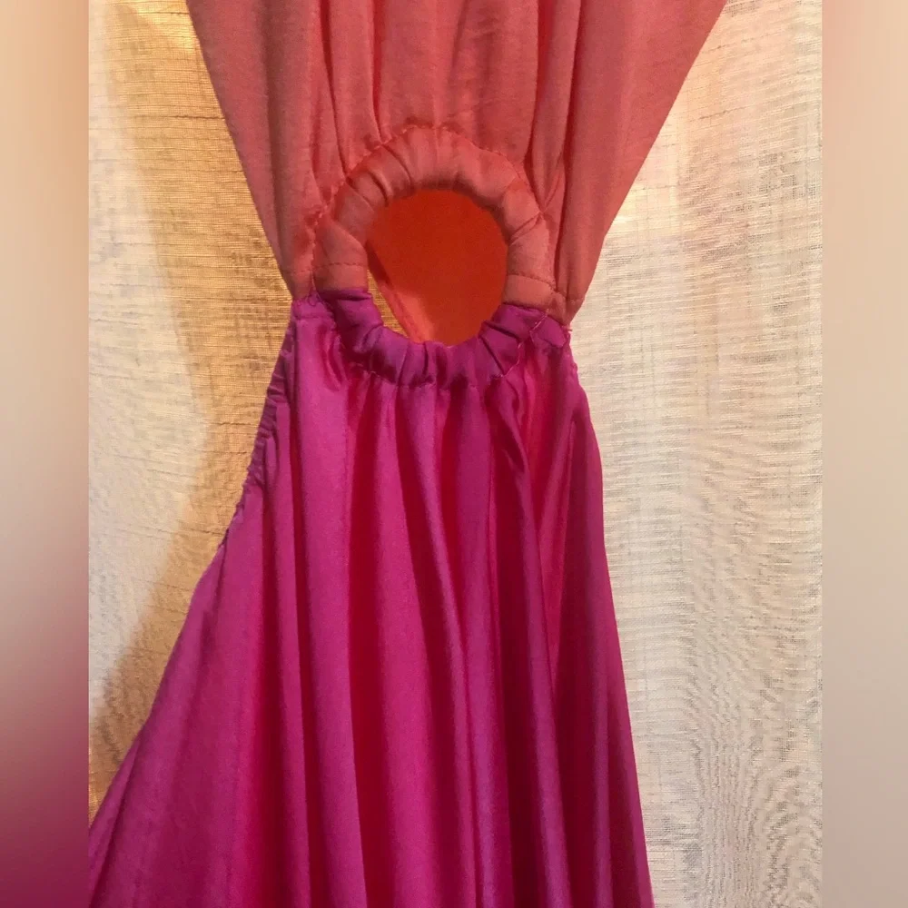 Color Block Halter Maxi Dress in Hot Pink & Orange - Size: Medium - Brand: Aakaa - Picture 8 of 11